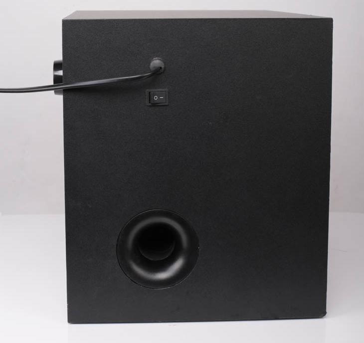 CUBE-BASE-SPEAKER product image.