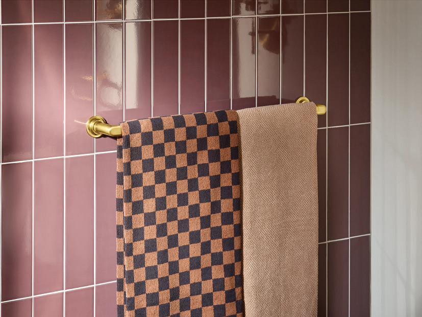 YB1724BG product image.