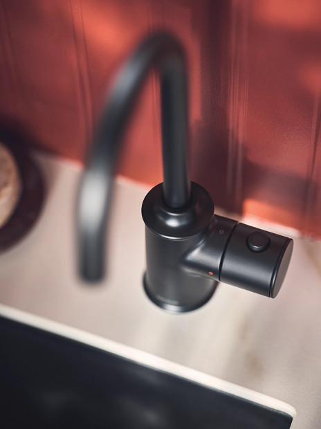 IH7600BL product image.