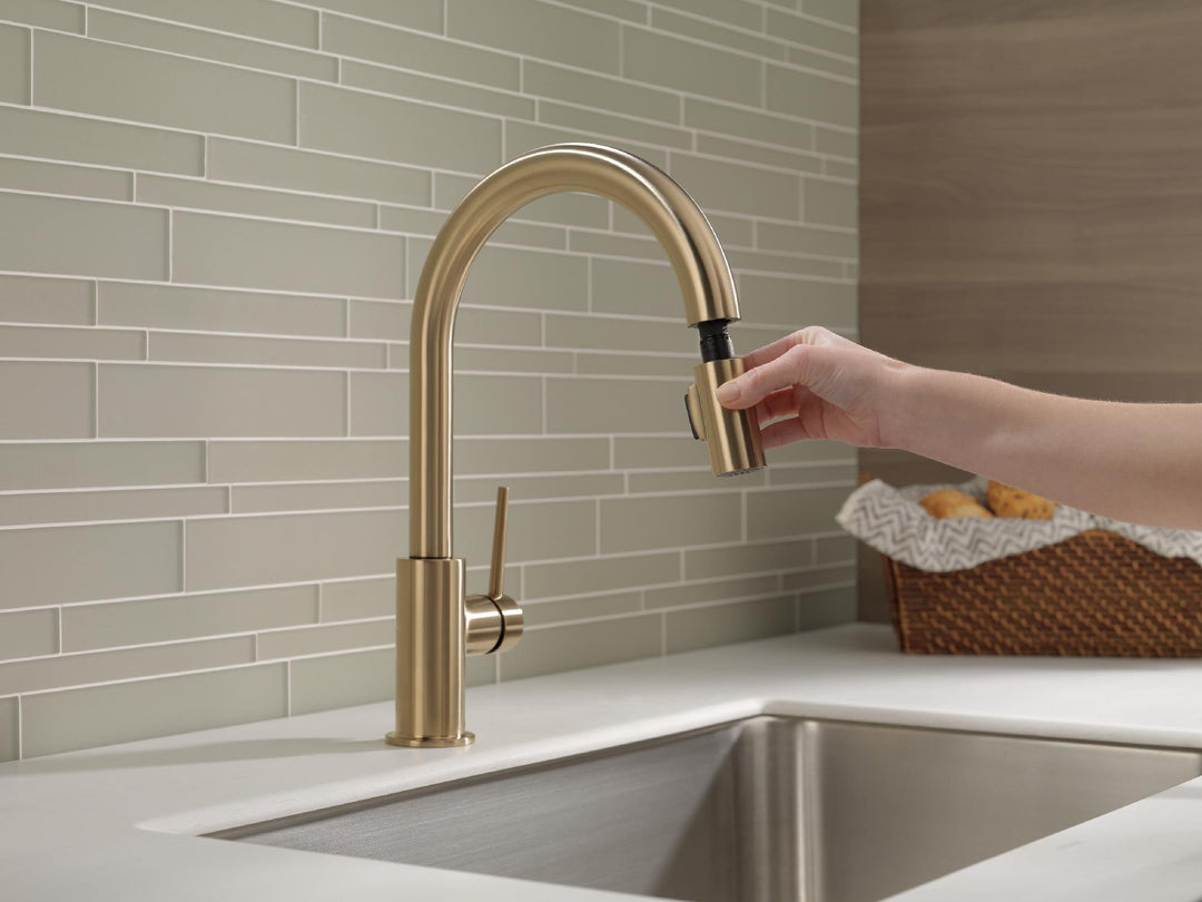 Transitional Corner Shelf with Assist Bar in Champagne Bronze 41416-CZ | Delta Faucet Transitional Corner Shelf with Assist Bar in Champagne Bronze 41416-CZ | Delta Faucet