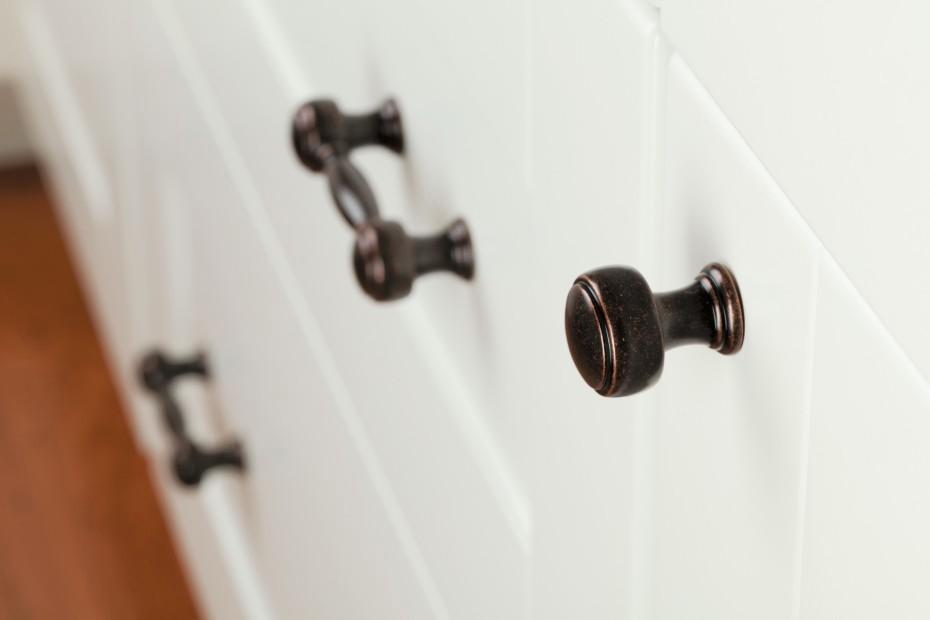 YB8405ORB product image.