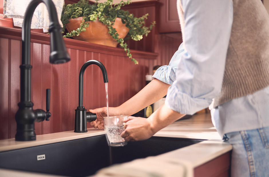 IH7600BL product image.