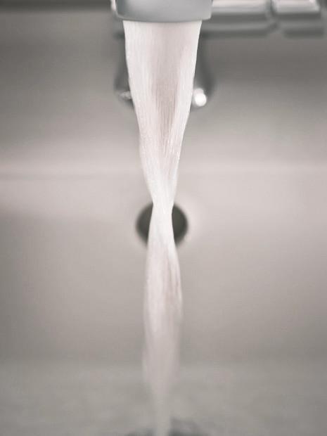 S6910EW product image.