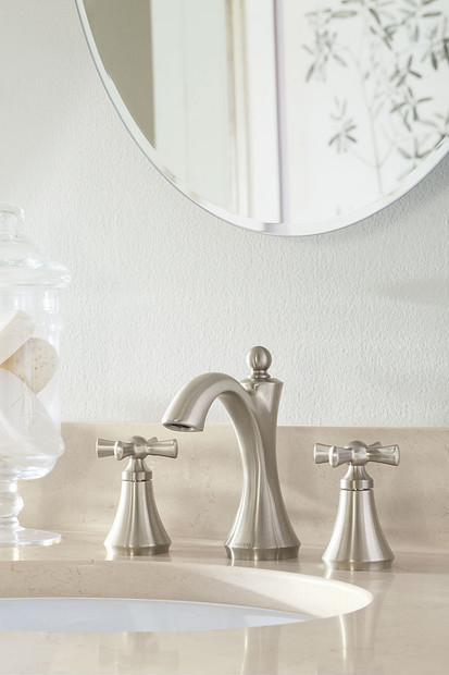 TV4524BN product image.