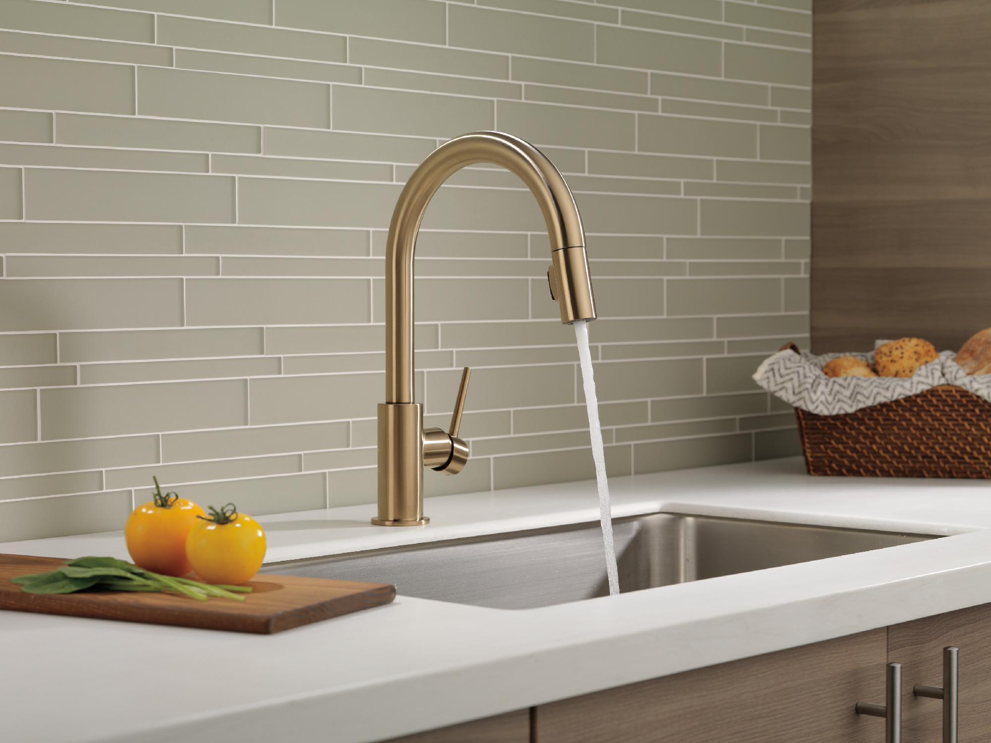 Delta Trinsic Kitchen Faucet - Champagne Bronze – Splashes