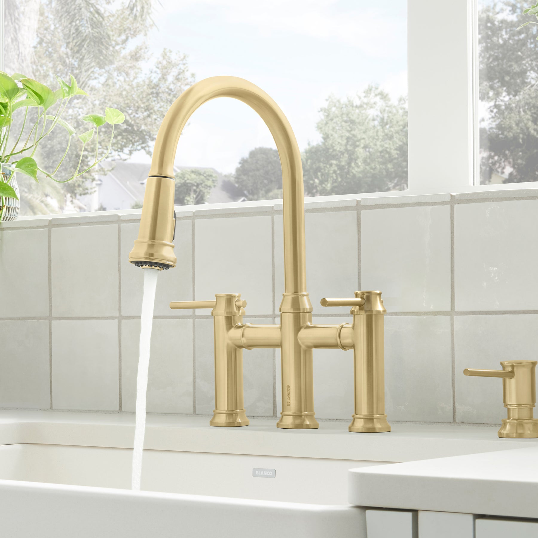 Blanco 442981 Empressa Bridge Faucet with Pulldown Spray - Satin