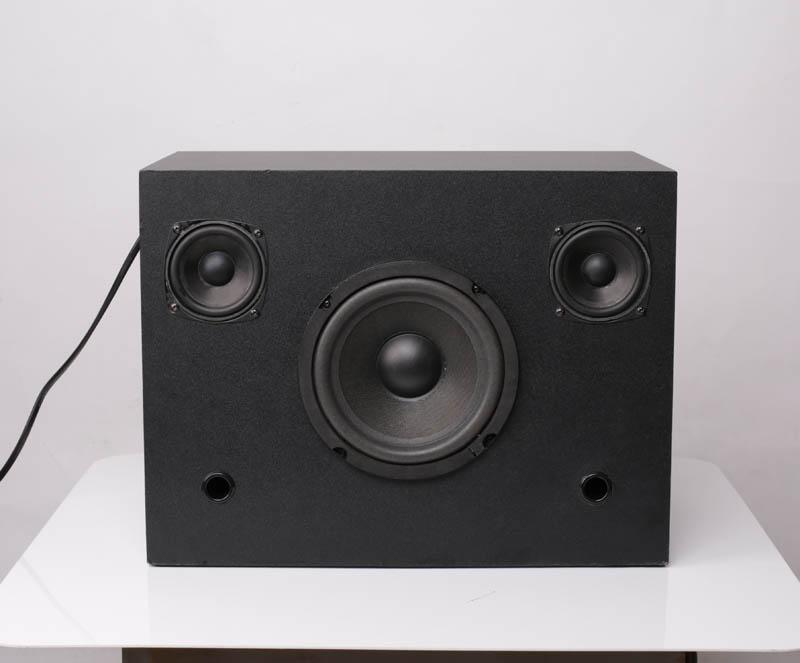 CUBE-BASE-SPEAKER product image.